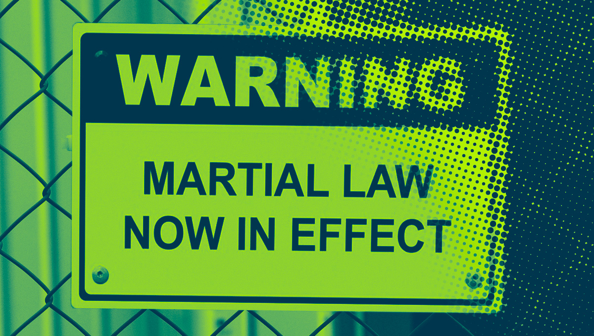 https://www.ellaster.nl/wp-content/uploads/2020/03/Martial_Law_70808_scr.jpg