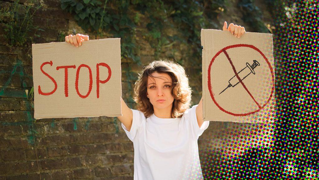 Druk om te stoppen met vaccineren van jongeren neemt toe